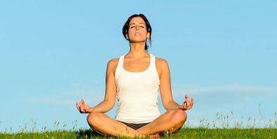 technique of performing exercises for losing weight on the abdomen and sides